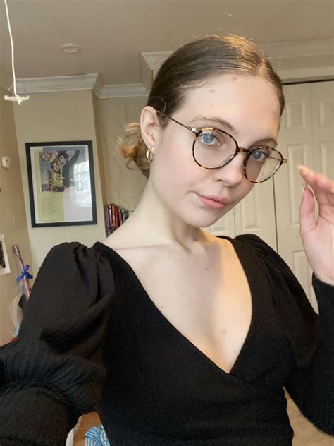 r girlswithglasses|r/girlswithglasses ! .